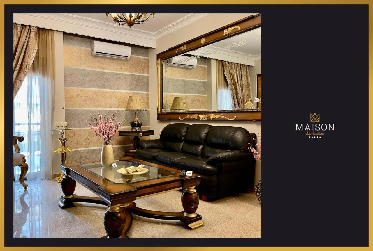 Maison De Luxx A5 Luxury Apartment In Larissa Eksteriør billede